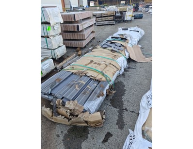 Timber Tech boards

138mm x 25mm x 6135mm

Note so...