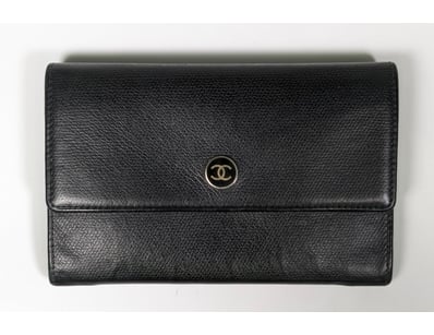 CHANEL BLACK CAVIAR LEATHER TRIFOLD WALLET

Item S...