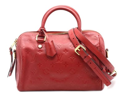 Designer Vault (A984) - Lot 1050