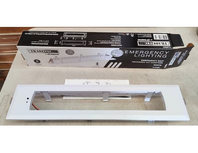 RRP $1,936.00 BULK LOT - QTY x50 TradeTec White Em...