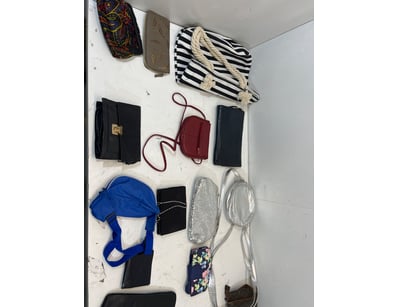 Entire Vintage Clothing Store Liquidation (ON11... - Lot 445