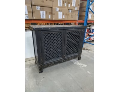 Quality Designer Furniture & Decor Clearance (... - Lot 2060