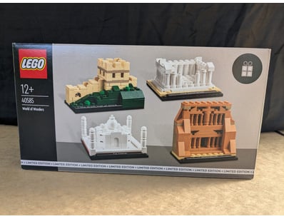 **UNRESERVED** LIFETIME COLLECTION OF LEGO PART... - Lot 342