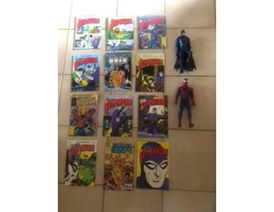 Gadgets, Music & Pastimes (A996) - Lot 1013