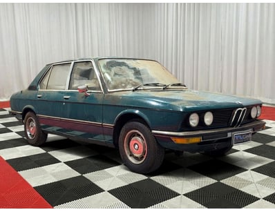 <b>1974 BMW 520 Sedan - Green - 86,002 Miles - 2.0...