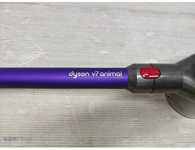 Vacuum, Dyson v7 animal 

Operational unknown
