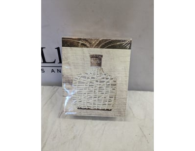 UNRESERVED Airport - Lost Property (A980) - Lot 553