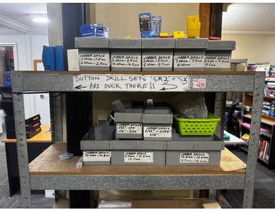 Distribution Business Equipment Liquidation (ON... - Lot 239