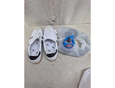 1 x ADIDAS Samba  black & white size 11 sneakers, ...