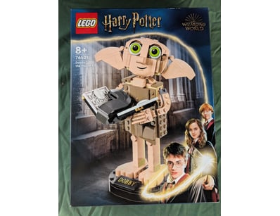 **UNRESERVED** LIFETIME COLLECTION OF LEGO PART... - Lot 155