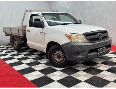 Passenger, Luxury & Commercial Vehicles Auction - Lot 1102