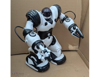 Toy Robot Robosapien Wowwee Robotics 8081 Old Skoo...