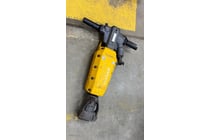 Atlas Copco Medium Air Breaker - Working