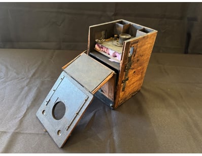 ANTIQUE WOODEN CAMERA OBSCURA

Item Size: Height...