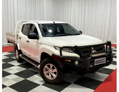 <b>2019 Mitsubishi Triton MR GLX+ Dual Cab Utility...