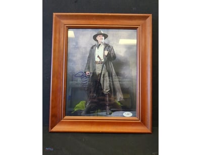 AUTOGRAPHED PHOTOGRAPH OF SEAN CONNERY.

Item Size...