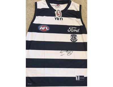 ISAAC SMITH SIGNED GEELONG GUERNSEY

A Geelong Gue...