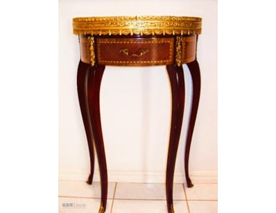 20TH CENTURY FRENCH HALF MOON CONSOLE TABLE IN THE...