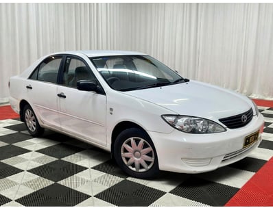 <b>2005 Toyota Camry Altise V6 - White - 51,729km ...