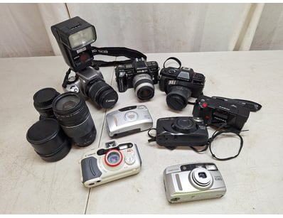 Gadgets, Music & Pastimes (A985) - Lot 257