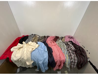 Entire Vintage Clothing Store Liquidation (ON11... - Lot 134