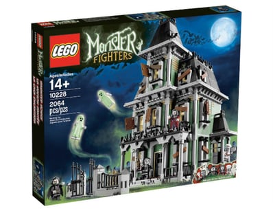 **UNRESERVED** LIFETIME COLLECTION OF LEGO PART... - Lot 435