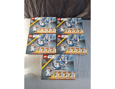 **UNRESERVED** LIFETIME COLLECTION OF LEGO PART... - Lot 358