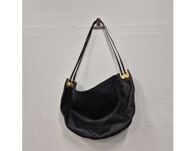 Designer Vault (A979) - Lot 6579