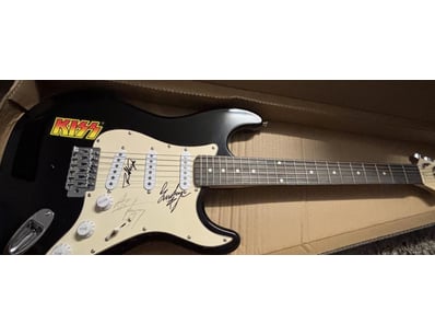 Prestigious Memorabilia (A993) - Lot 5015