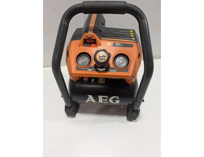 AEG portable air compressor (model BAC218E), 30.8L...