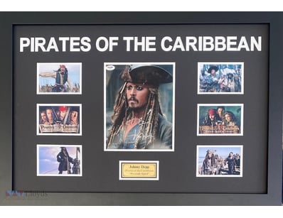 JOHNNY DEPP (PIRATES OF THE CARIBBEAN) PERSOANLLY ...