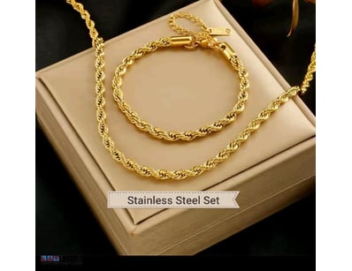 GOLD STAINLESS STEEL ROPE DESIGN NECKLACE AND BRAC...