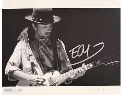 U2'S "THE EDGE" SIGNED PHOTO

U2'S 'The Edge', Dav...