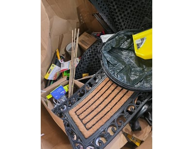 Collection of diy items and parts

Sold as lot
...