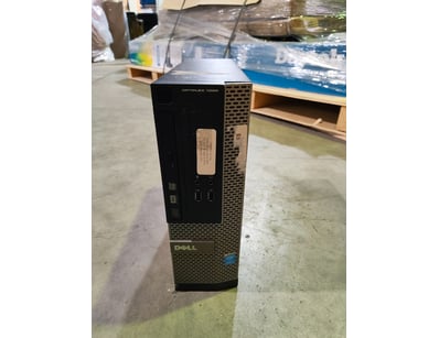 Dell OptiPlex 7050 Small Form Factor desktop compu...
