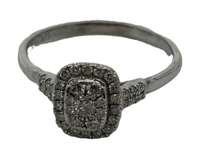 Luxury Pawnbroker Christmas Sale PART 2 (A984) - Lot 522