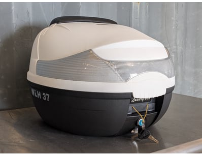 UNRESERVED Scooter Recreational Business Closure... - Lot 65