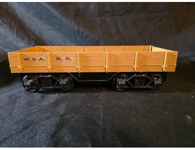 DECANTER ORANGE OPEN FREIGHT CAR MODEL -  RAILWAY ...