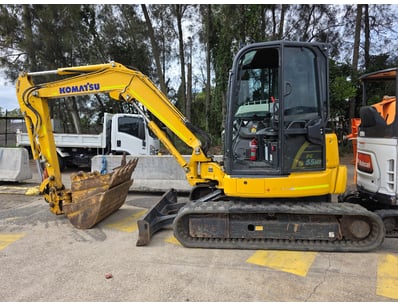 BRISBANE Earthmoving Hire Company Business Closur... - Lot 2