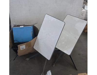 IT Equipment & Telsa Wall Charger Receivership (... - Lot 41