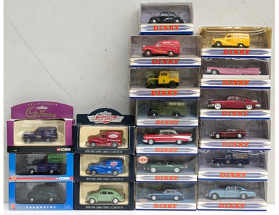 COMPREHENSIVE DINKY TOYS COLLECTION - VINTAGE DIE-...
