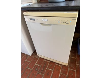 Cottles Bridge Winery Closure (VICA1006) - Lot 33