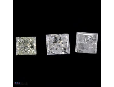 2.15CT TDW X 3, NATURAL DIAMONDS     

Princess Cu...