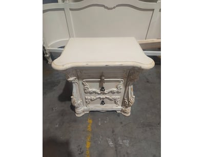 Decorative bedside table with drawers

Dimension...