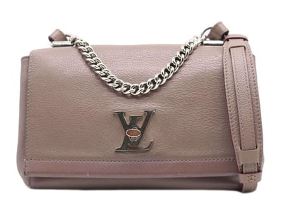 Designer Vault (A985) - Lot 5751