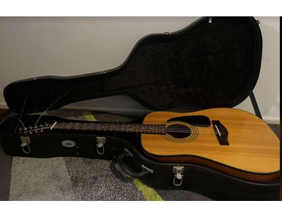 Gadgets, Music & Pastimes (A982) - Lot 103