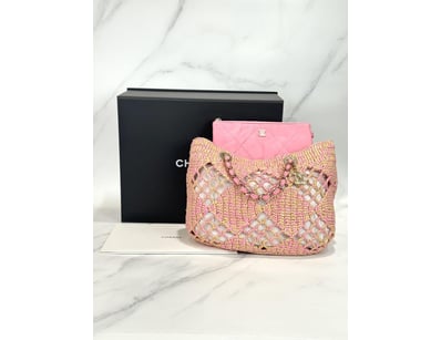 Designer Vault (A979) - Lot 1650