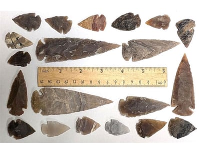 The Curio Collection (A985) - Lot 1133