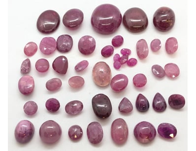 COLLECTION OF VARIOUS RUBY GEMSTONES

Total Cara...