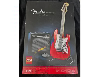 **UNRESERVED** COOKIE'S LIFETIME COLLECTION OF ... - Lot 968